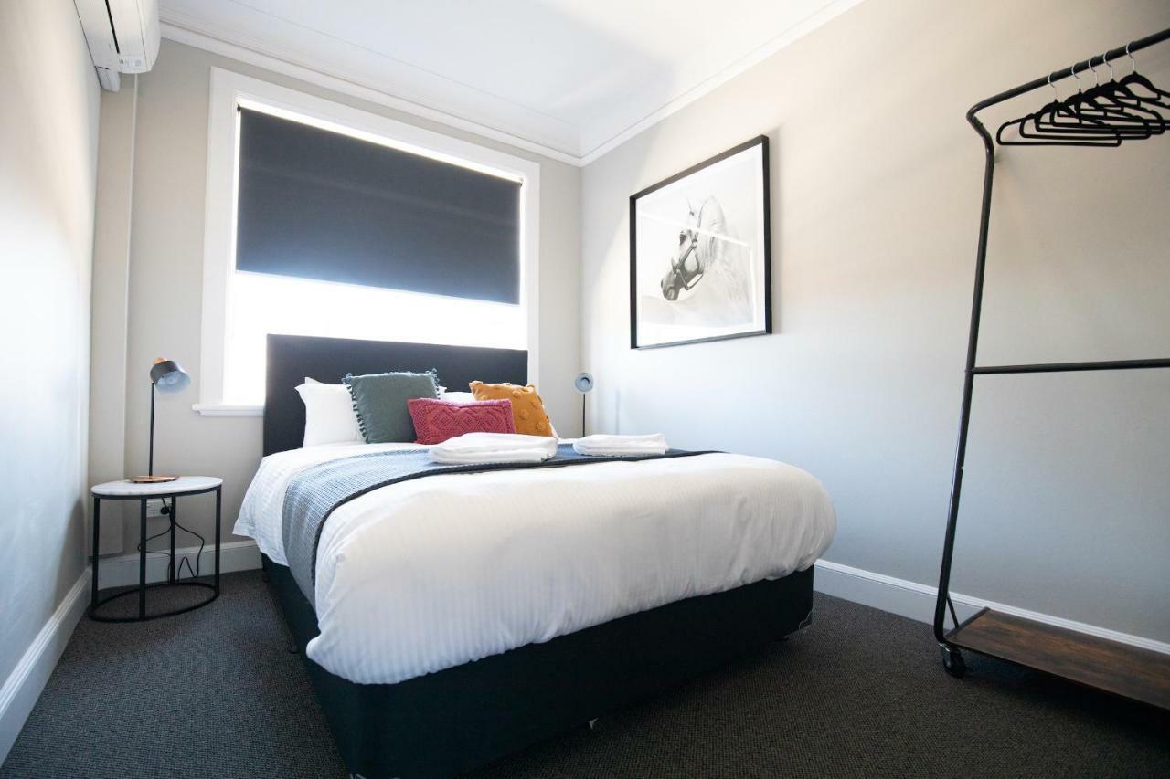 Horse And Jockey Hotel Homebush Sydney Exterior photo